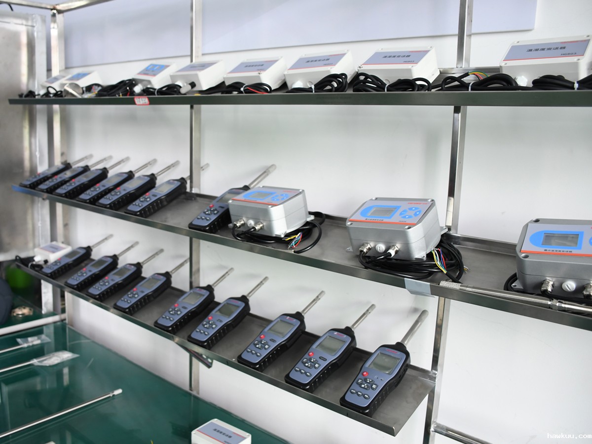 压缩空气系统：专用露点仪的精准监测！